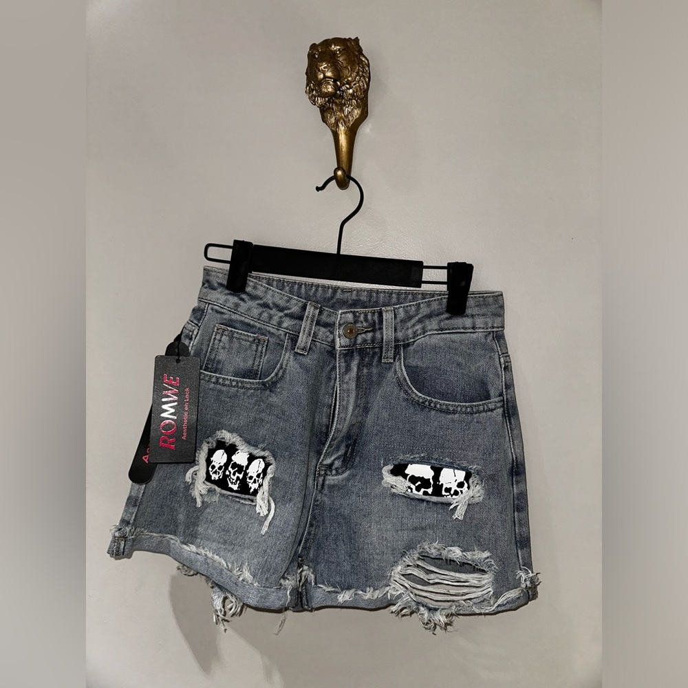 Never worn, brand new